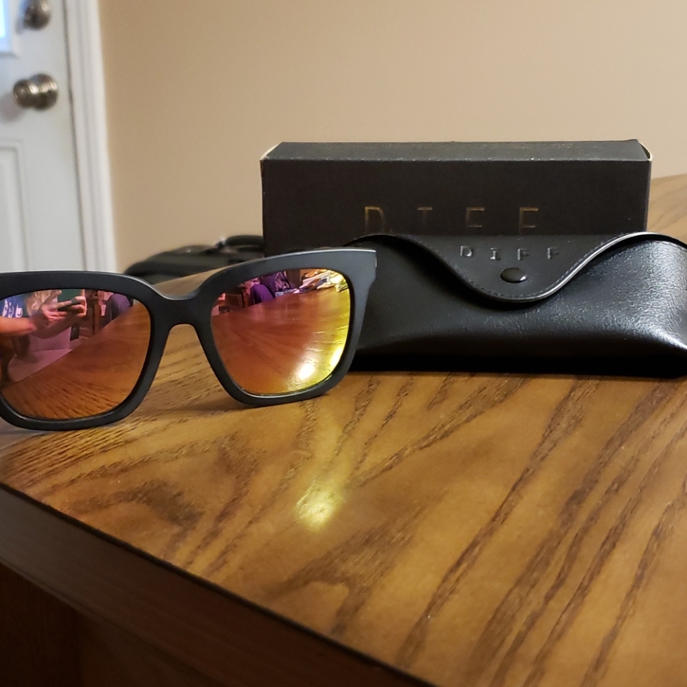 DIFF sunglasses